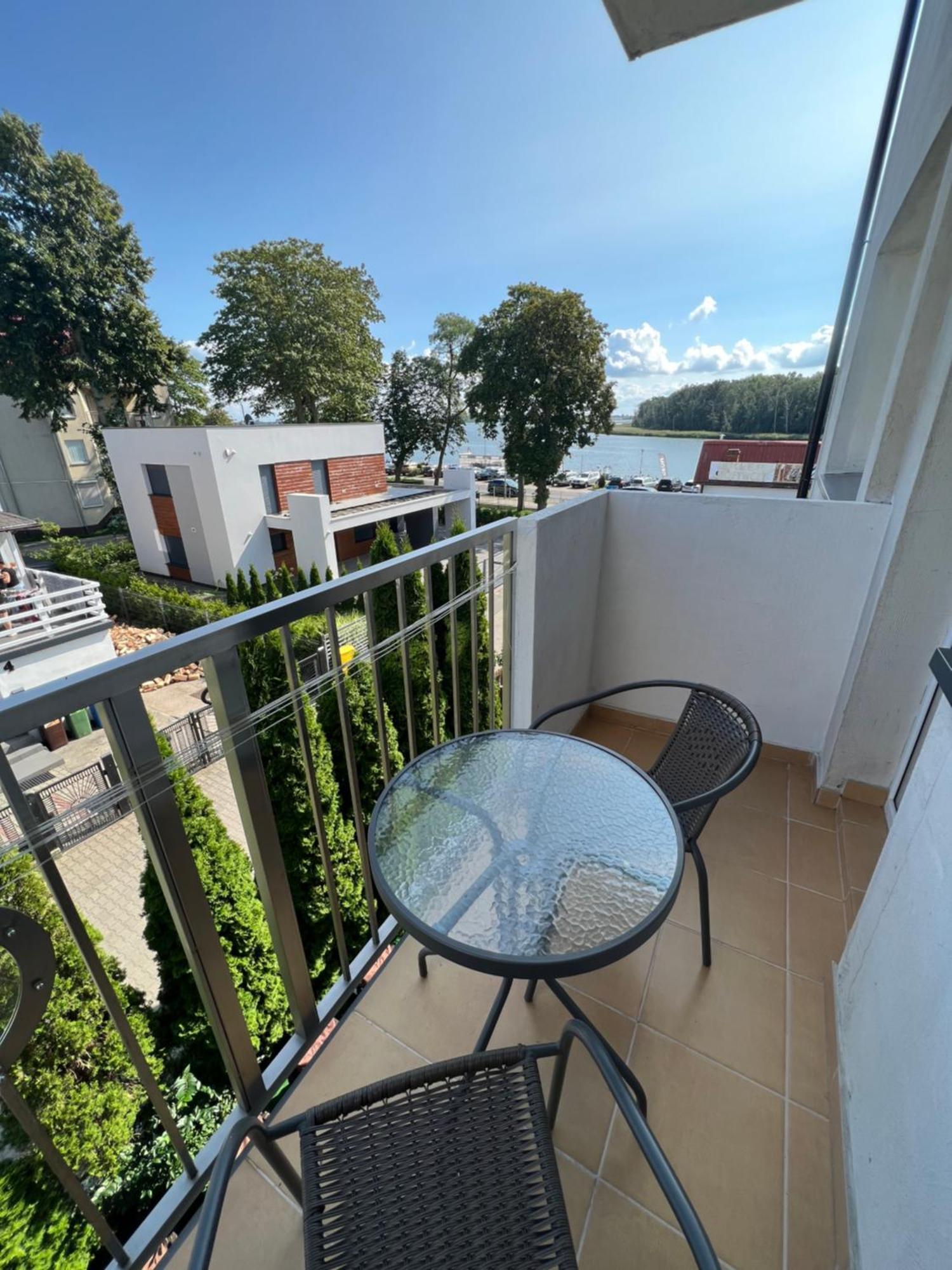 Dom Wczasowy Koral Dziwnów Exterior foto