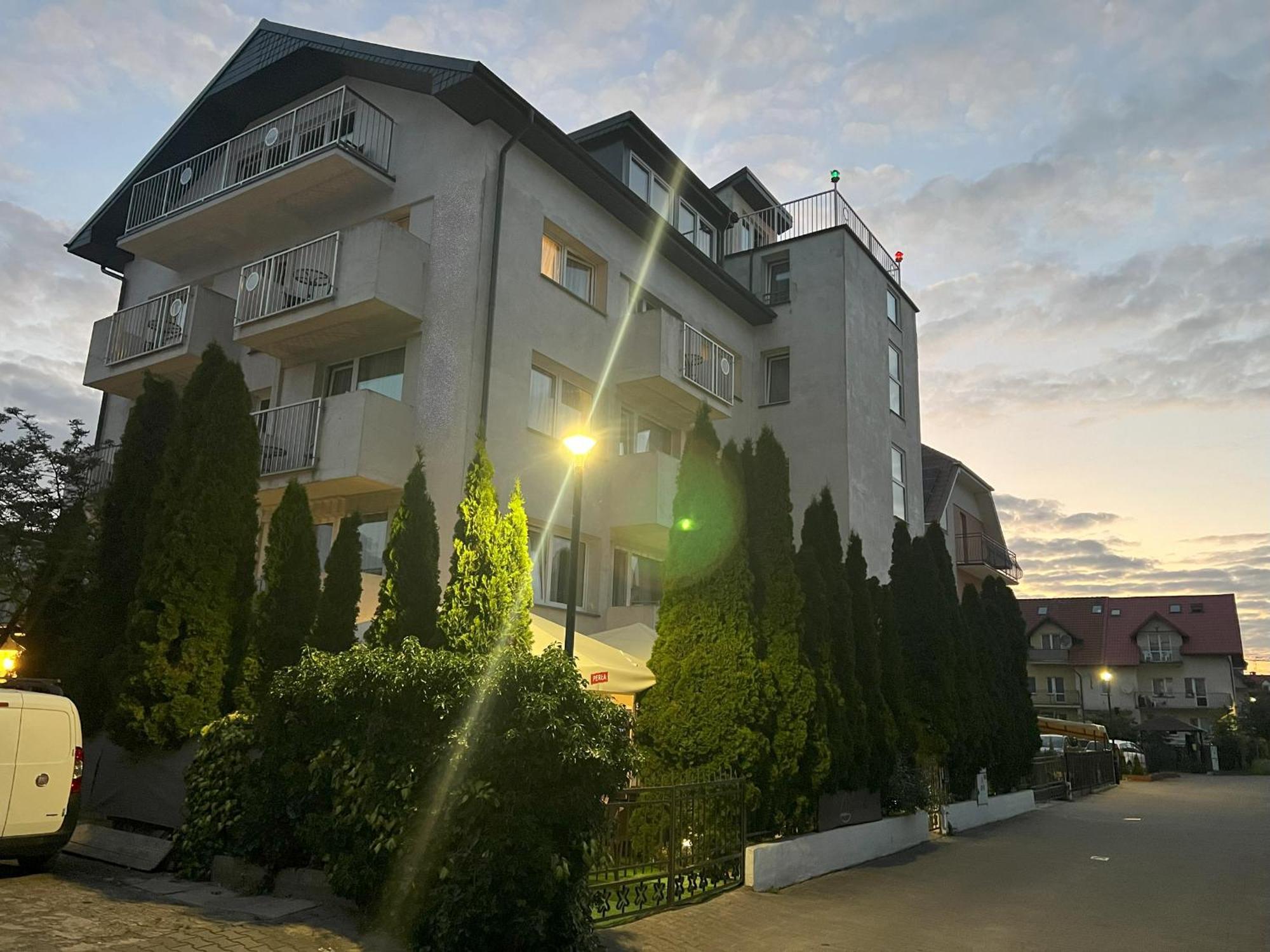 Dom Wczasowy Koral Dziwnów Exterior foto